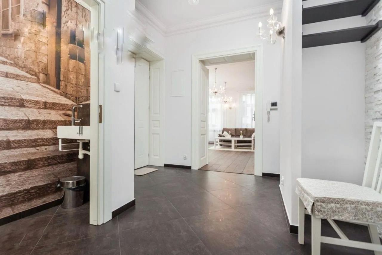 Divon Luxury Apartments By Wawel Castle Krakow Exterior photo